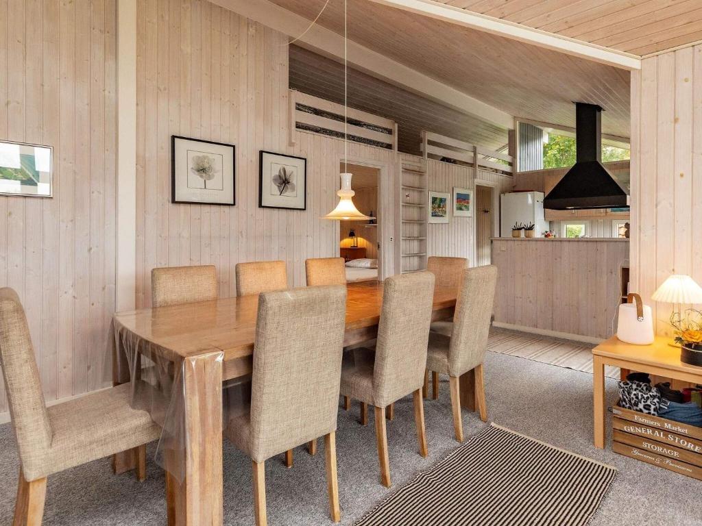 Three-Bedroom Holiday home in Otterup 7 photo 4