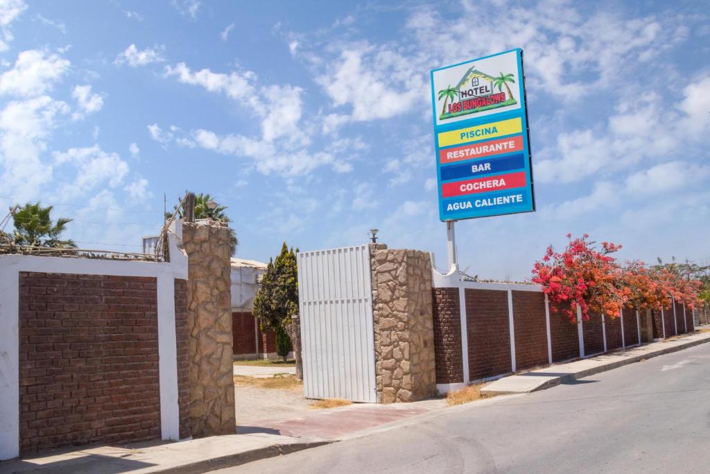 Hotel Los Bungalows photo 4