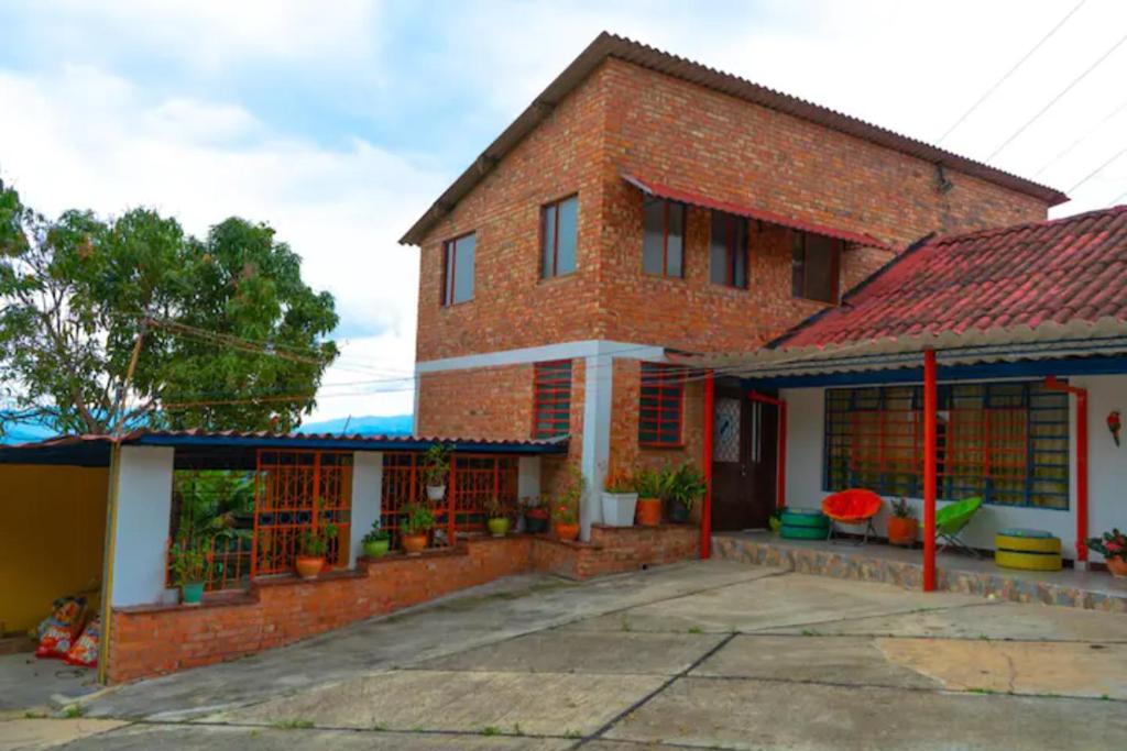 Casa de Campo Los Guayabos-Finca-PRADILLA- Kilometro 26 Carretera El Colegio-Charquito-Vereda Brasil Bajo photo 1