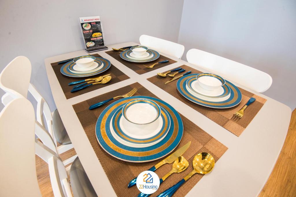 Sunny Vinhome Metropolis Apartment