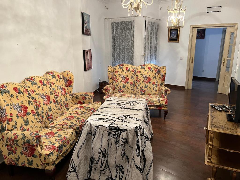 Apartamento en Pleno Centro De Marchena 3 dormitorios 3 baños privados photo 1