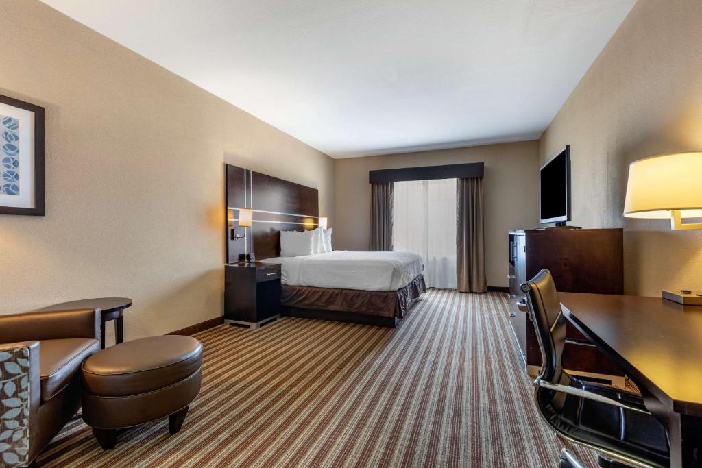 Best Western Plus North Odessa Inn & Suites photo 4