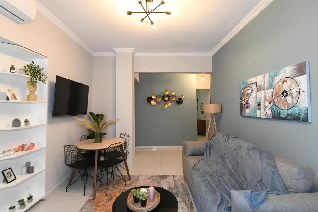 Lovely luxury apartment photo 3