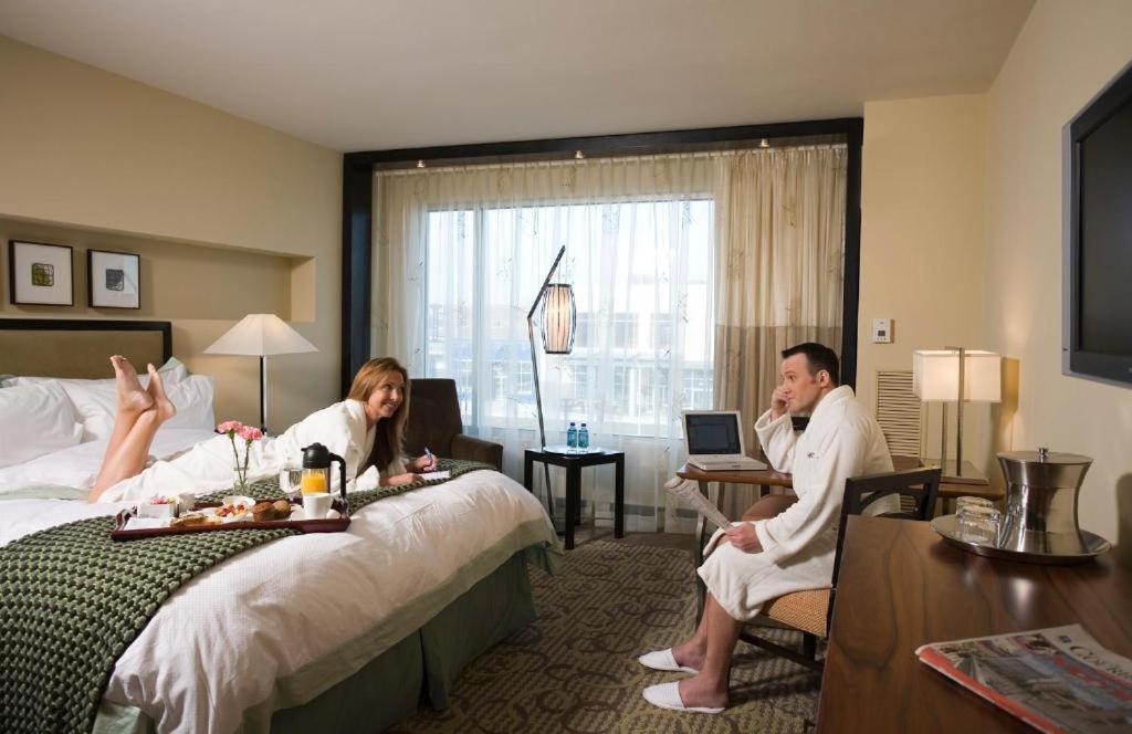 Bally's Evansville Casino & Hotel photo 2