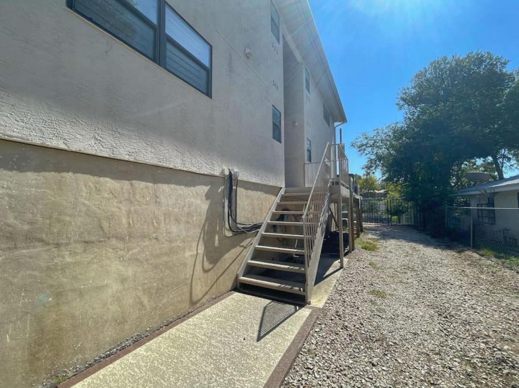 Comal River Condo 375 photo 4