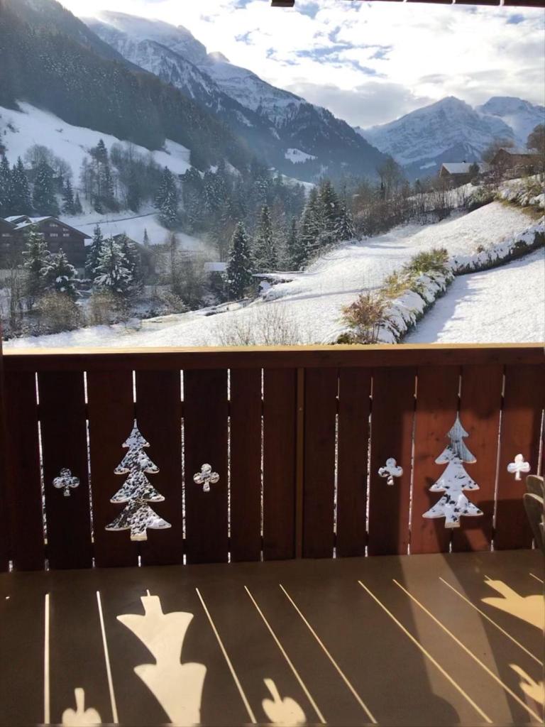Mountain River Luxury Apartment photo 4