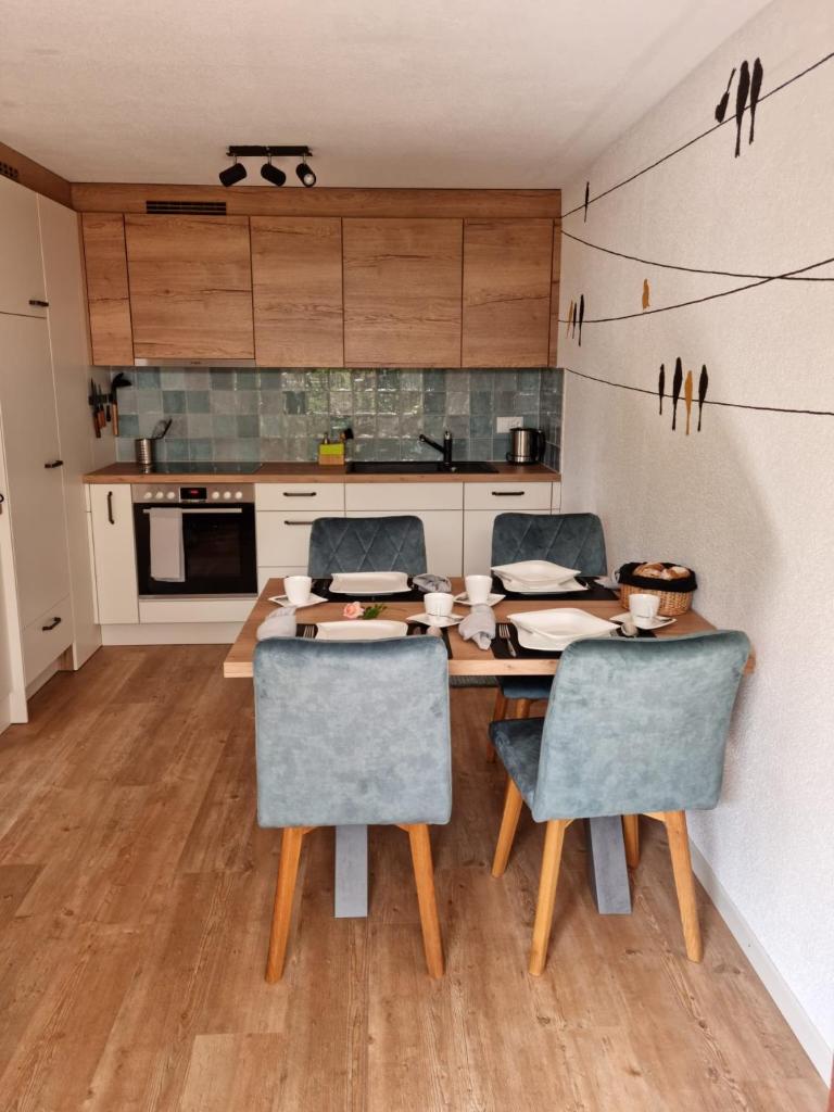 Gemütliche Ferienwohnung zwischen See und Bergen photo 2