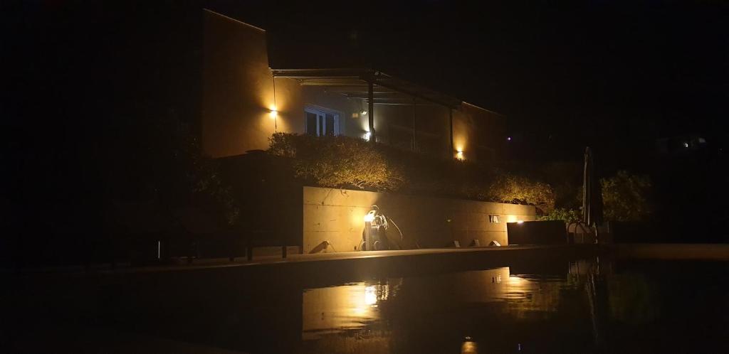 Moderne Villa mit atemberaubendem Seeblick photo 3