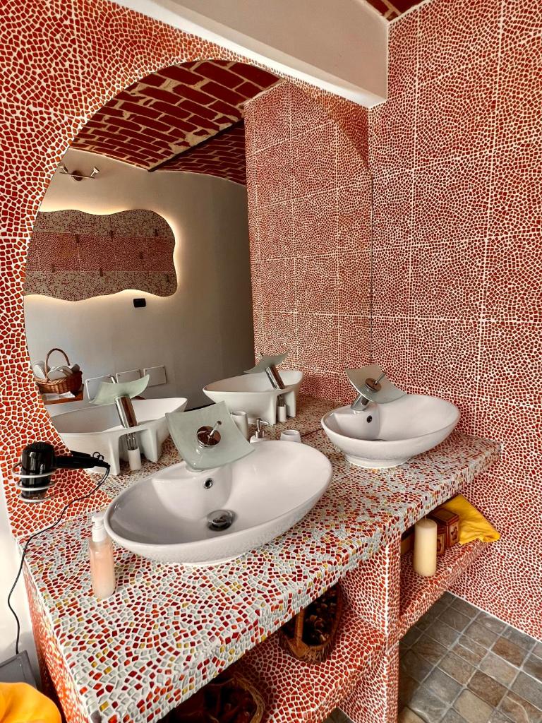 Dormi nella SPA privata con letto ad acqua, sauna, doccia emozionale e kneipp photo 4