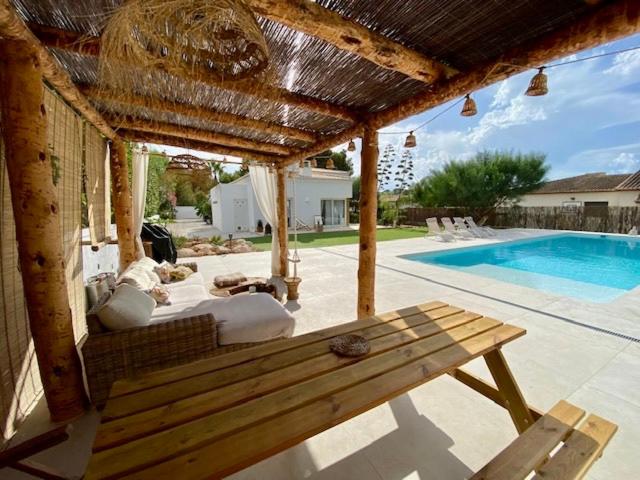 Magnifique villa à Javea avec piscine privée - parking- 5 mn de la plage photo 2