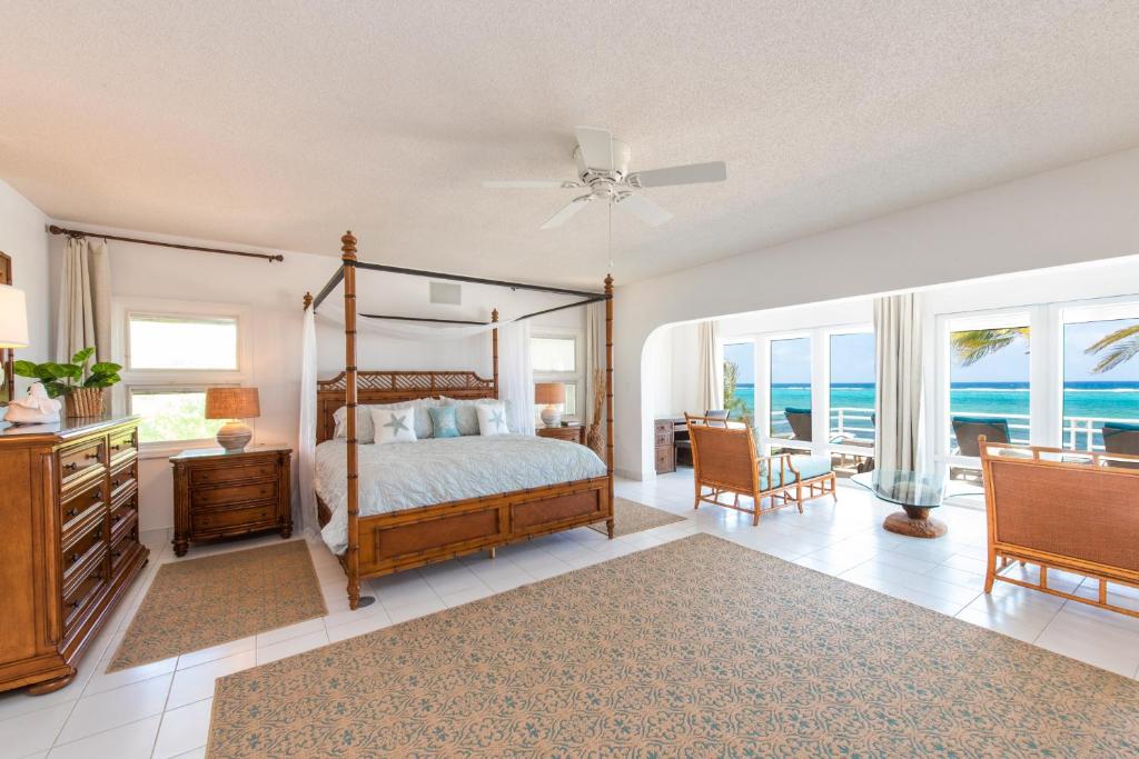 Serene Spacious 3BR Home Private Beach Marine Park photo 4