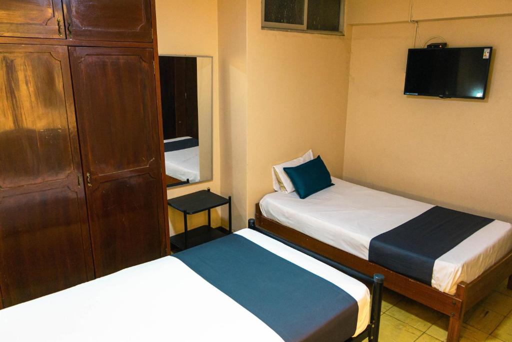 Hotel Aristi photo 2