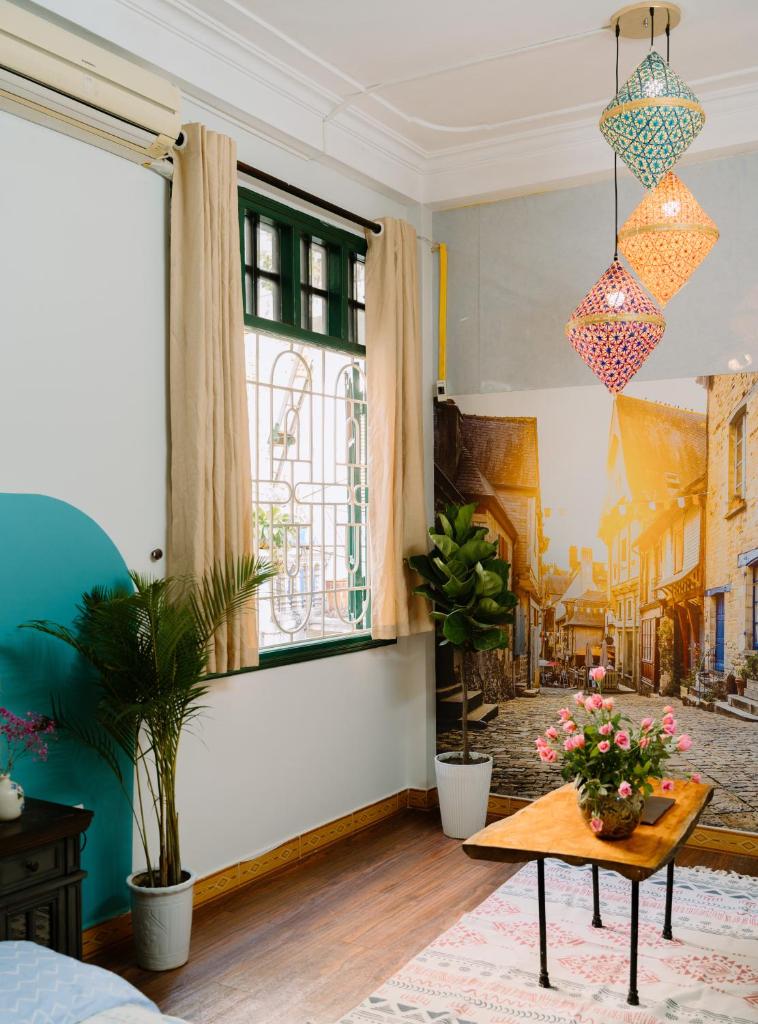 Hanoi Hola House