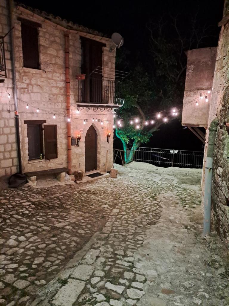 Romantico Chalet in pietra da mille e una notte photo 2