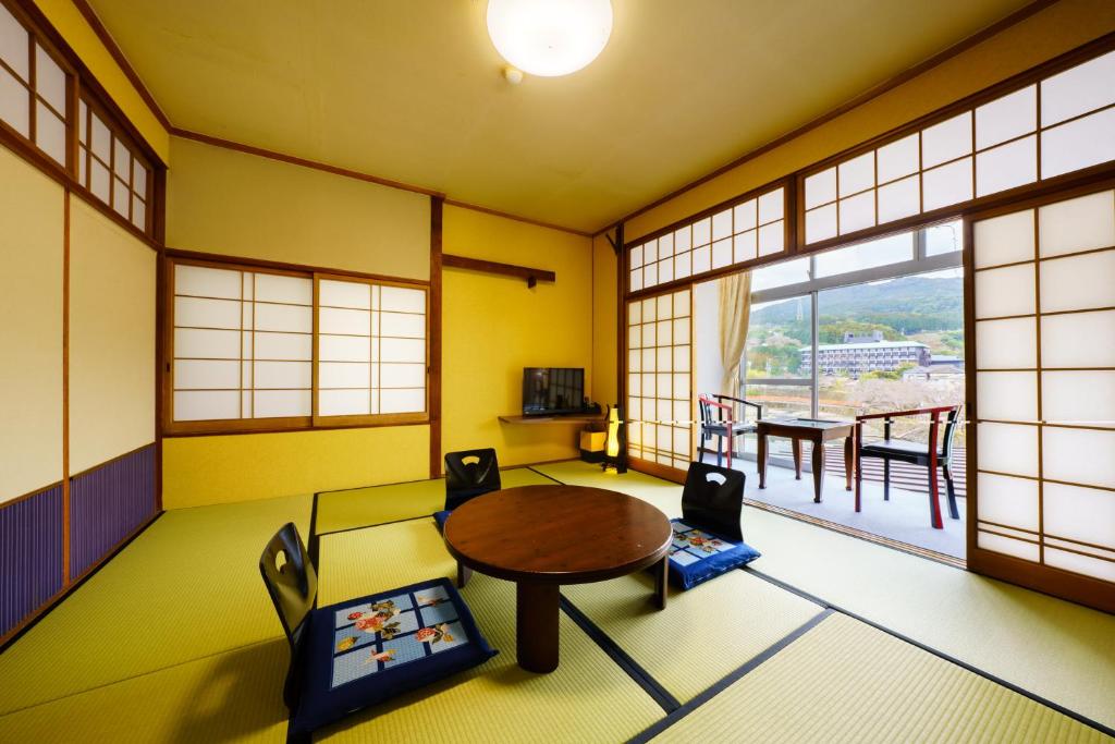 Ureshino Onsen Kotobukiya photo 2