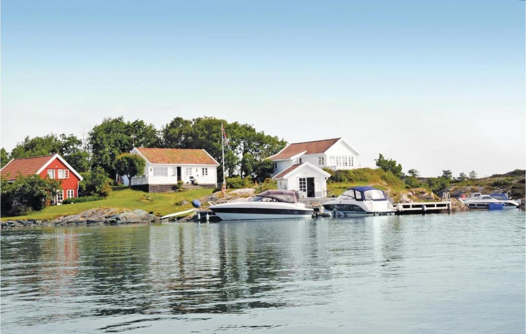Awesome Home In Flekkery With 2 Bedrooms And Wifi