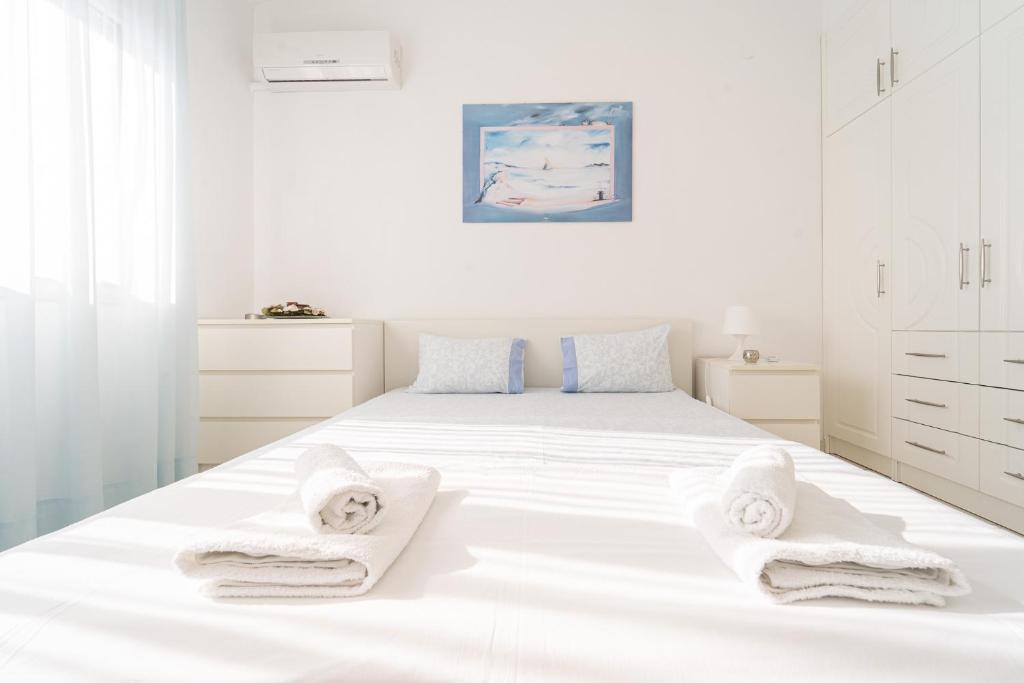 Villa Dimitra photo 3