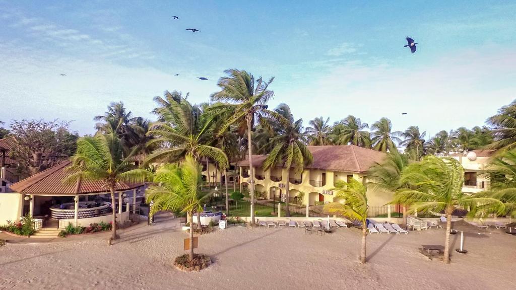 Ocean Bay Hotel & Resort photo 2