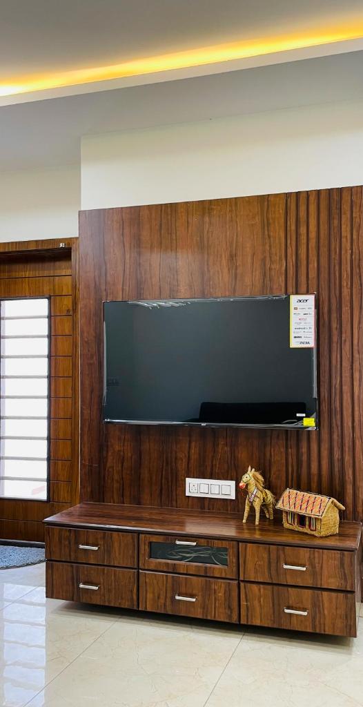 Luxurious 3 BHK Villa In Bhuj - Shivani Homestay photo 3