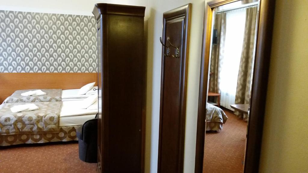 Hotel Trojka Room Type - Double or Twin Room - Disability Access