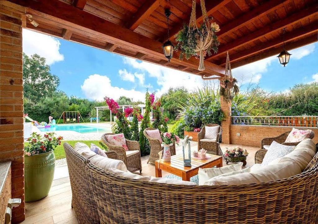 VILLA DOLORES , with a spectacular swimming pool with hydromassage and a big garden for the children photo 1