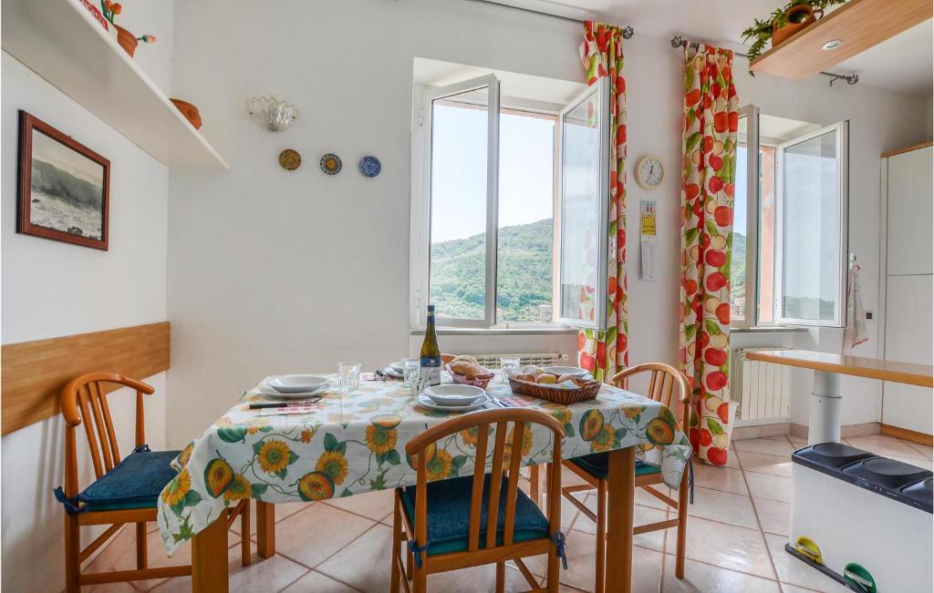 Beautiful Apartment In Portovenere With 2 Bedrooms photo 2