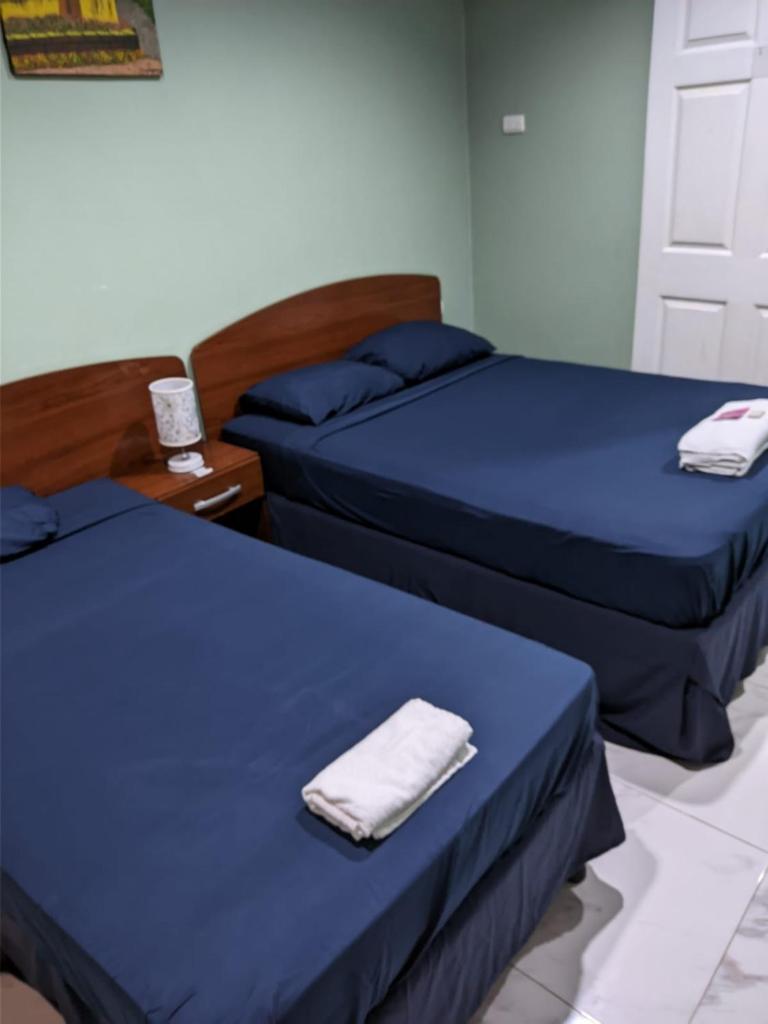 Cuartos Casa Blanca photo 4
