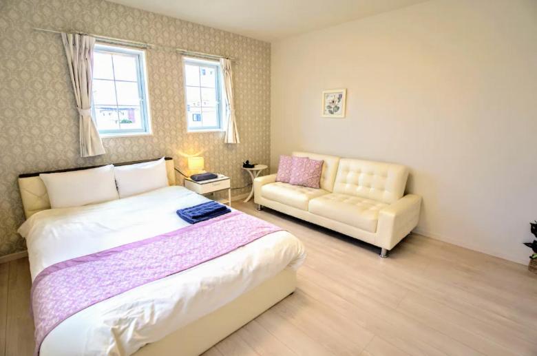 Frennch House B022 photo 3