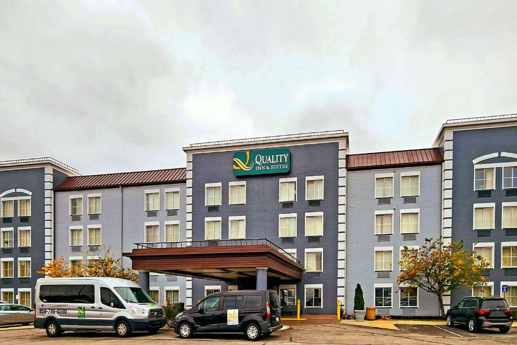 Quality Inn & Suites CVG Airport image