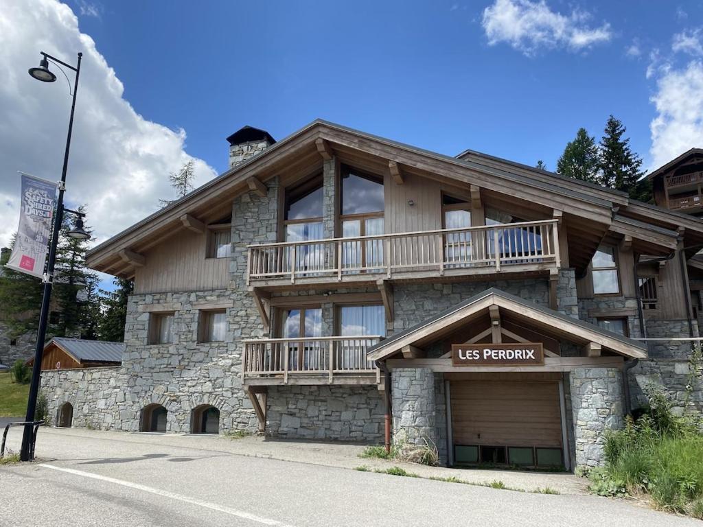 Chalets Les Perdrix - Mountain Collection photo 2