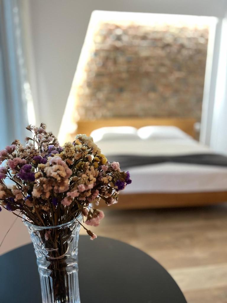 KONI's Studio Apartments photo 3