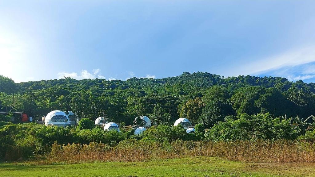 lakescape hotsprings dome glamping photo 1