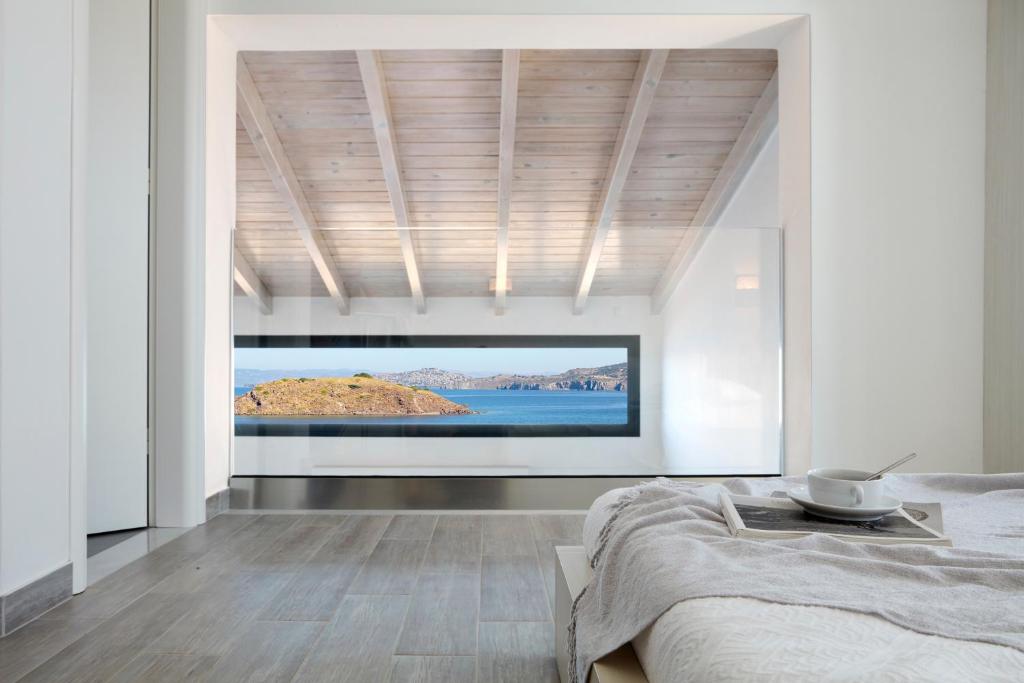 Eleia Seafront Rooms & Villas photo 1