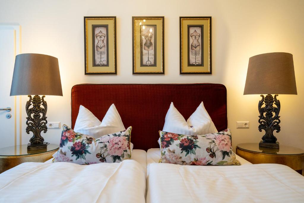 Hotel Villa am Stadthafen photo 1