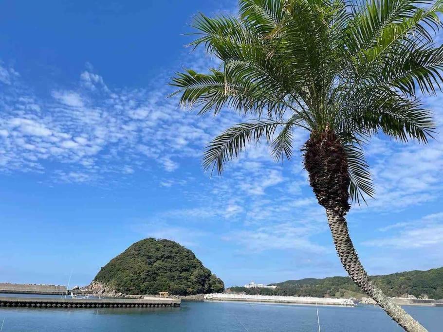 ビーチ徒歩１分のプライベート空間、民宿やまぐち photo 1
