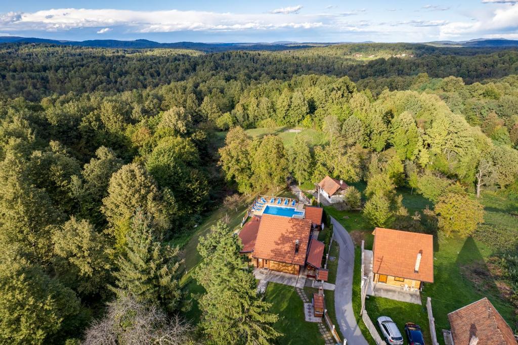 Family friendly house with a swimming pool Ogulin, Gorski kotar - 15204 photo 2