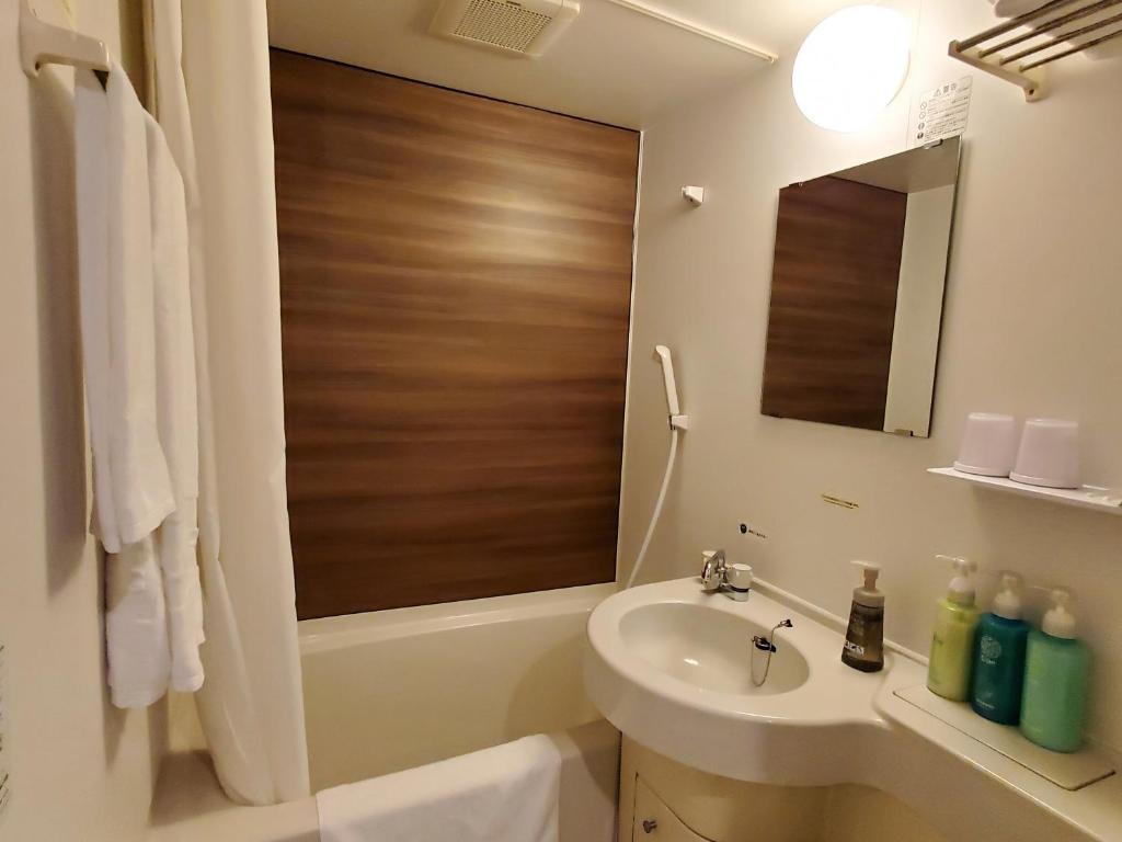 Hotel Route-Inn Kameyama Inter photo 4