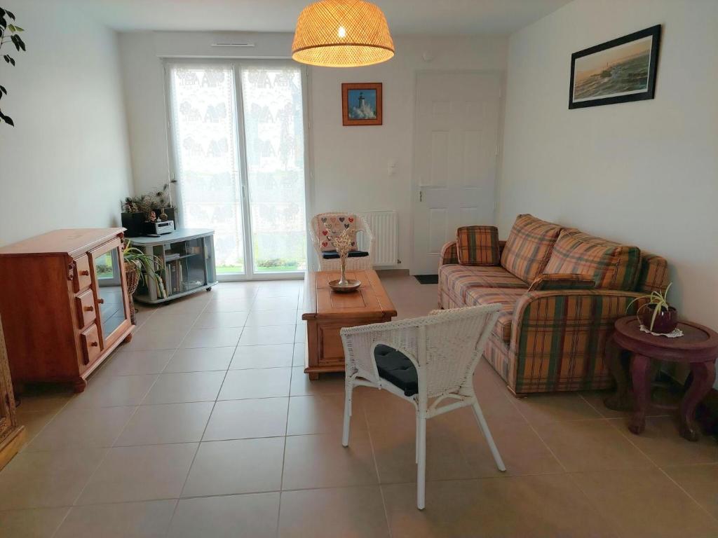Single storey holiday home in Plouarzel photo 4