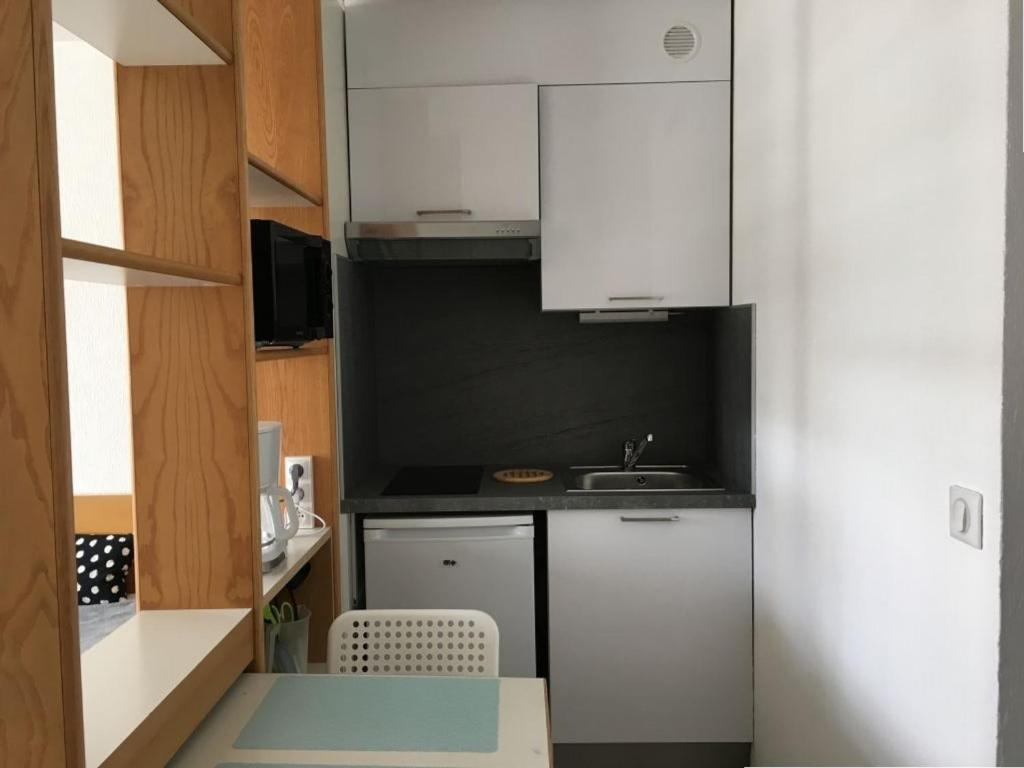 Studio Biarritz, 1 pièce, 2 personnes - FR-1-3-412 photo 4