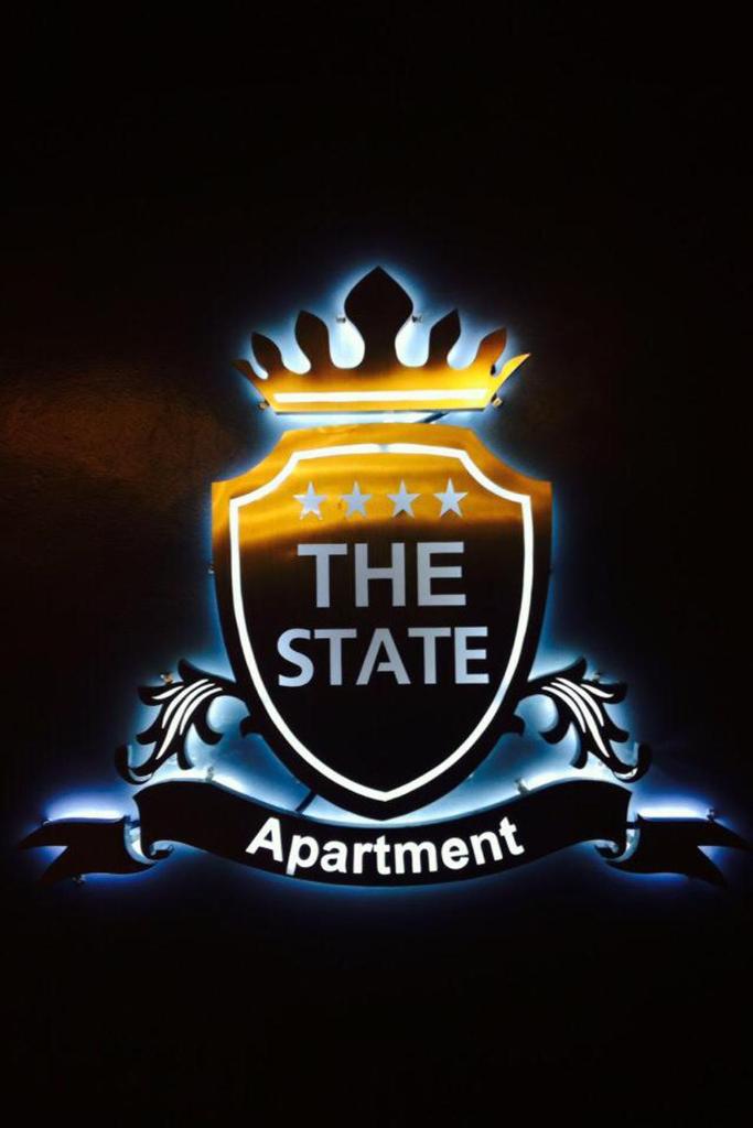 Апартаменты (Апартаменты с балконом), The State