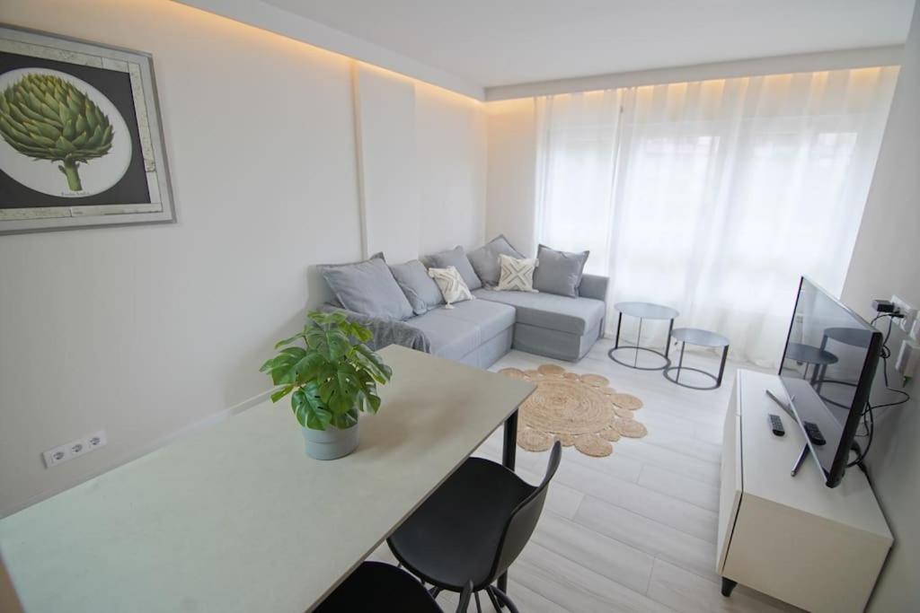 Apartamento en la playa de Brazomar wifi y garaje
