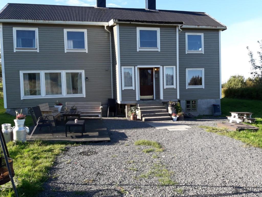 Leite Gård near Atlantic Road in Hustadvika photo 1