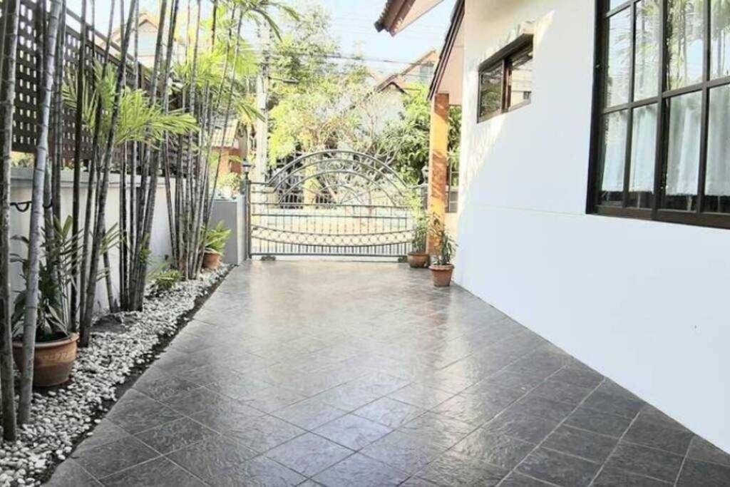 Private Pattaya Resort photo 4