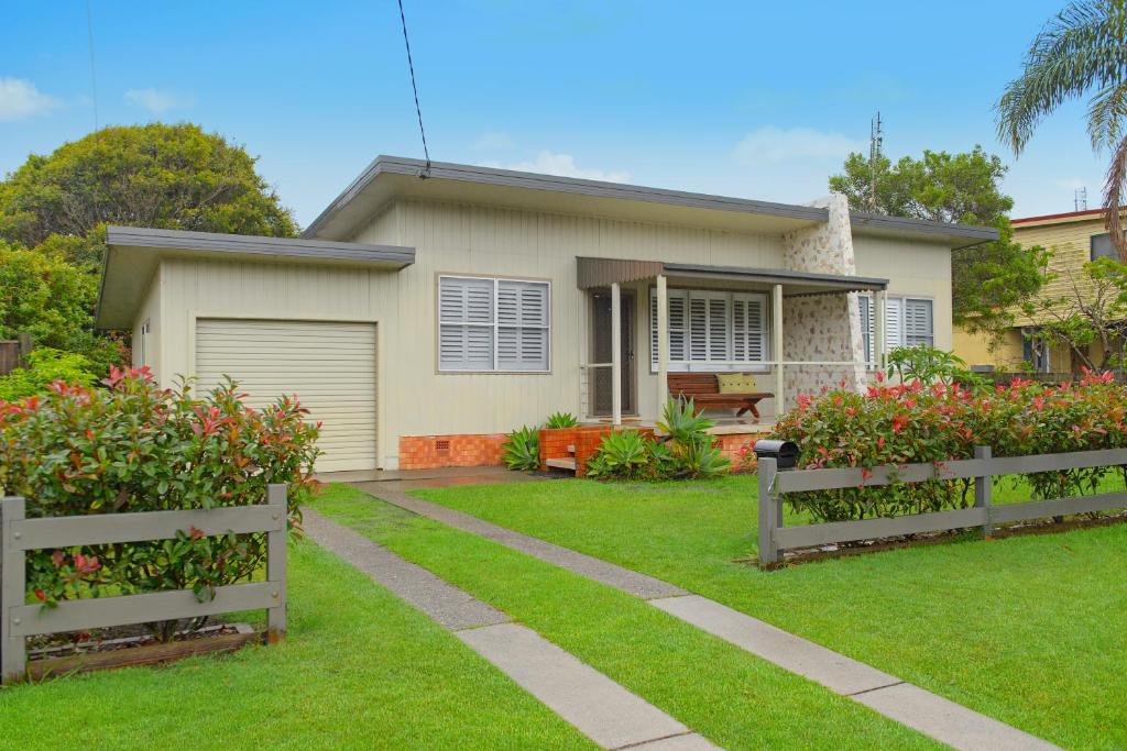 ONDINE, 4 Belmore Street photo 3