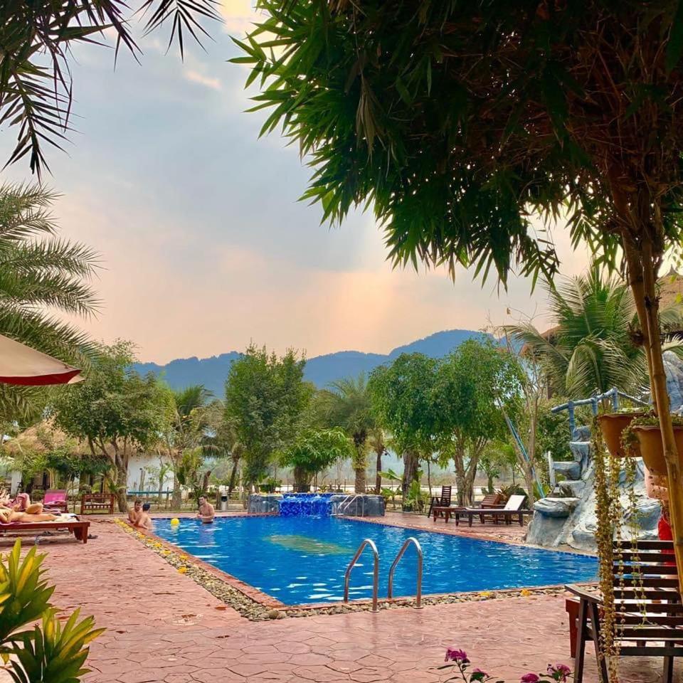 Vang Vieng Savanh Sunset View Resort photo 1