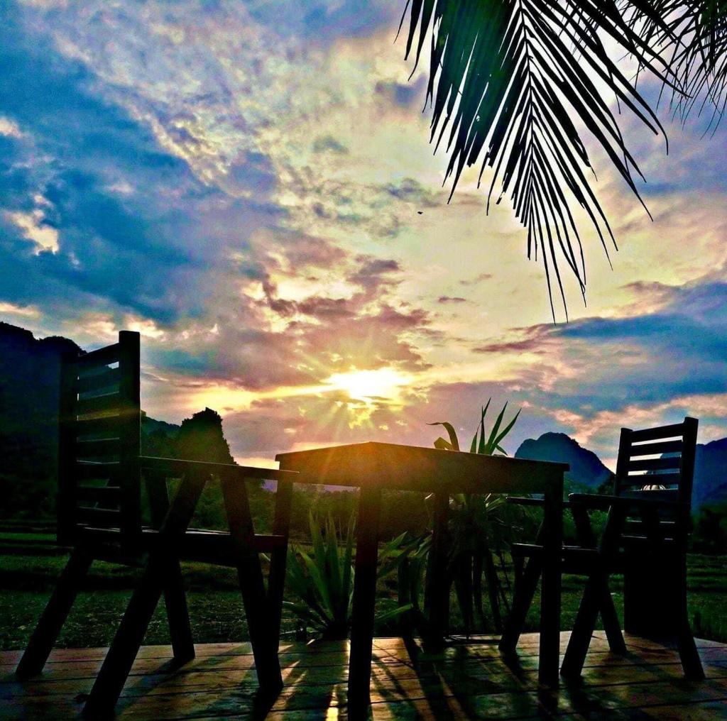 Vang Vieng Savanh Sunset View Resort photo 3