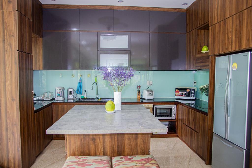 Bella House - Venue Travel