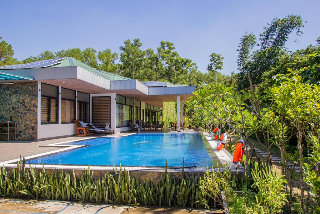 Bella House - Venue Travel