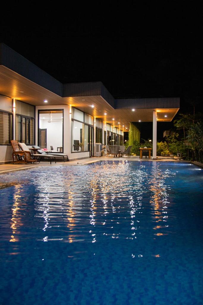 Bella House - Venue Travel