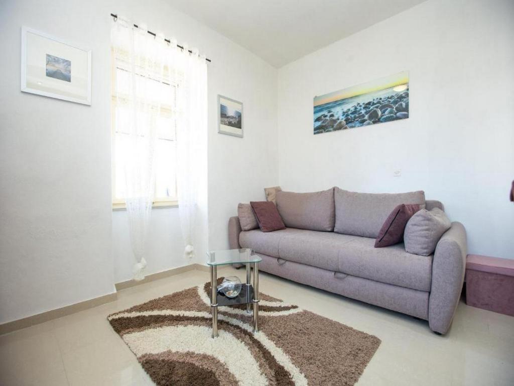 Apartment Brunac photo 1